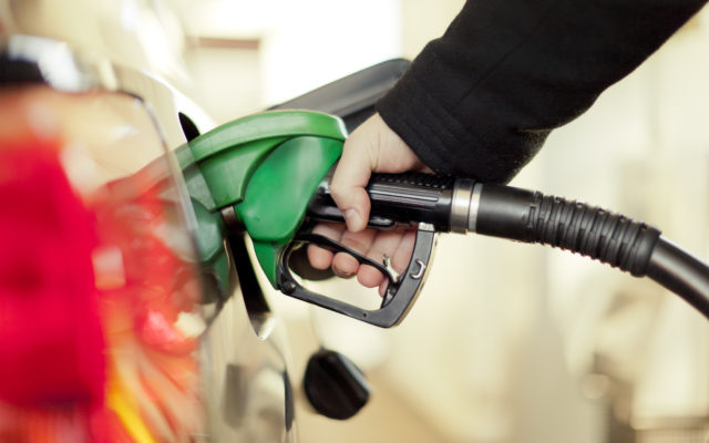 Four Ways to Save on Gas for Memorial Day Weekend