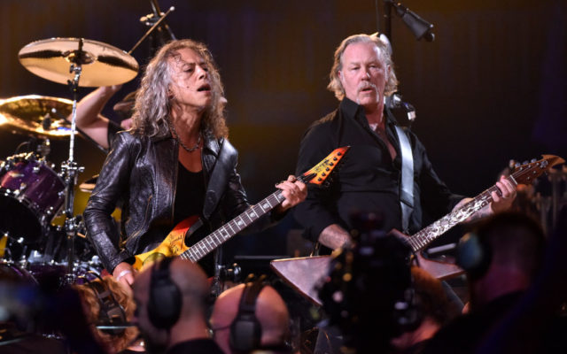 Metallica to Offer Virtual Guitar Lessons