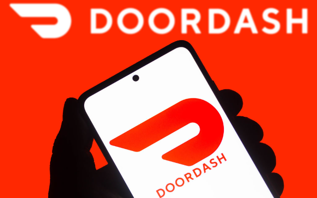 A DoorDash Driver Delivered Food, Then Defecated in a Lobby Trash Can