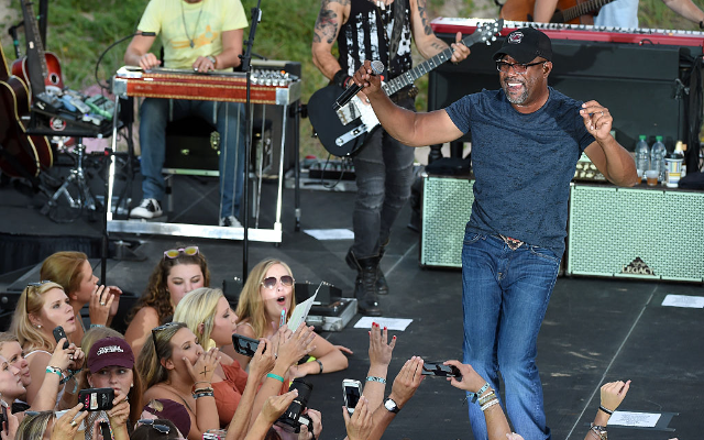 Darius Rucker Got The Entire UofSC Crowd To Drop An F-Bomb