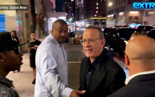 Even Tom Hanks Has a Breaking Point . . . Watch Him Yell at Fans