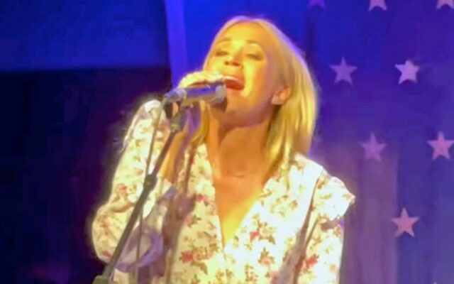 Carrie Underwood Couldn’t Resist Joining This Tom Petty Cover Band