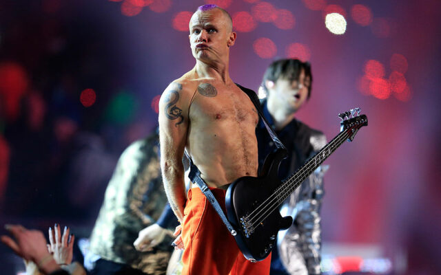 Flea Says Fans Asking For Photos Feels Like A “Transaction”